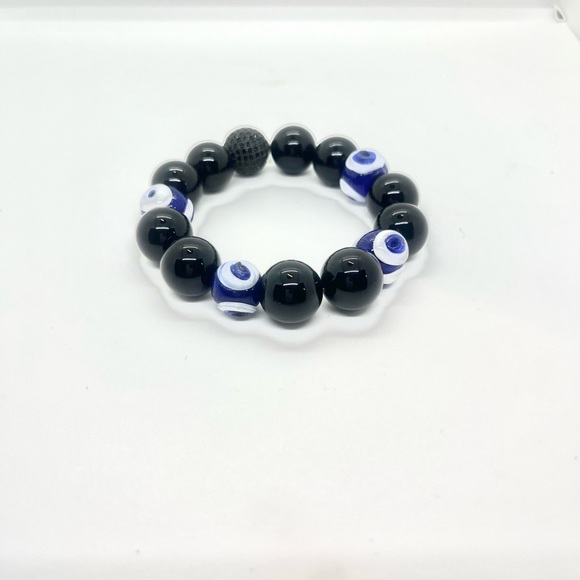 Jewelry - Glass evil eye & onyx gemstone  bracelet